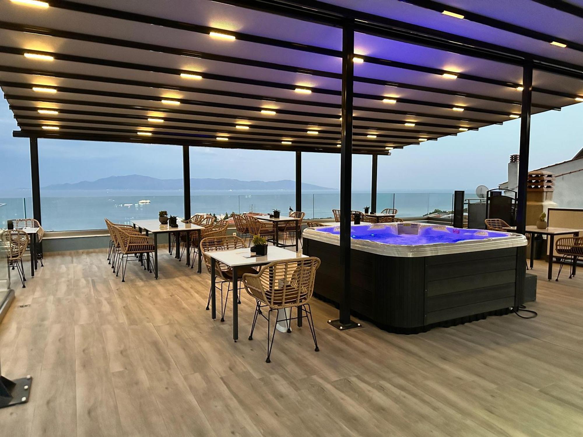 Blue View Apartments Кавала Екстер'єр фото
